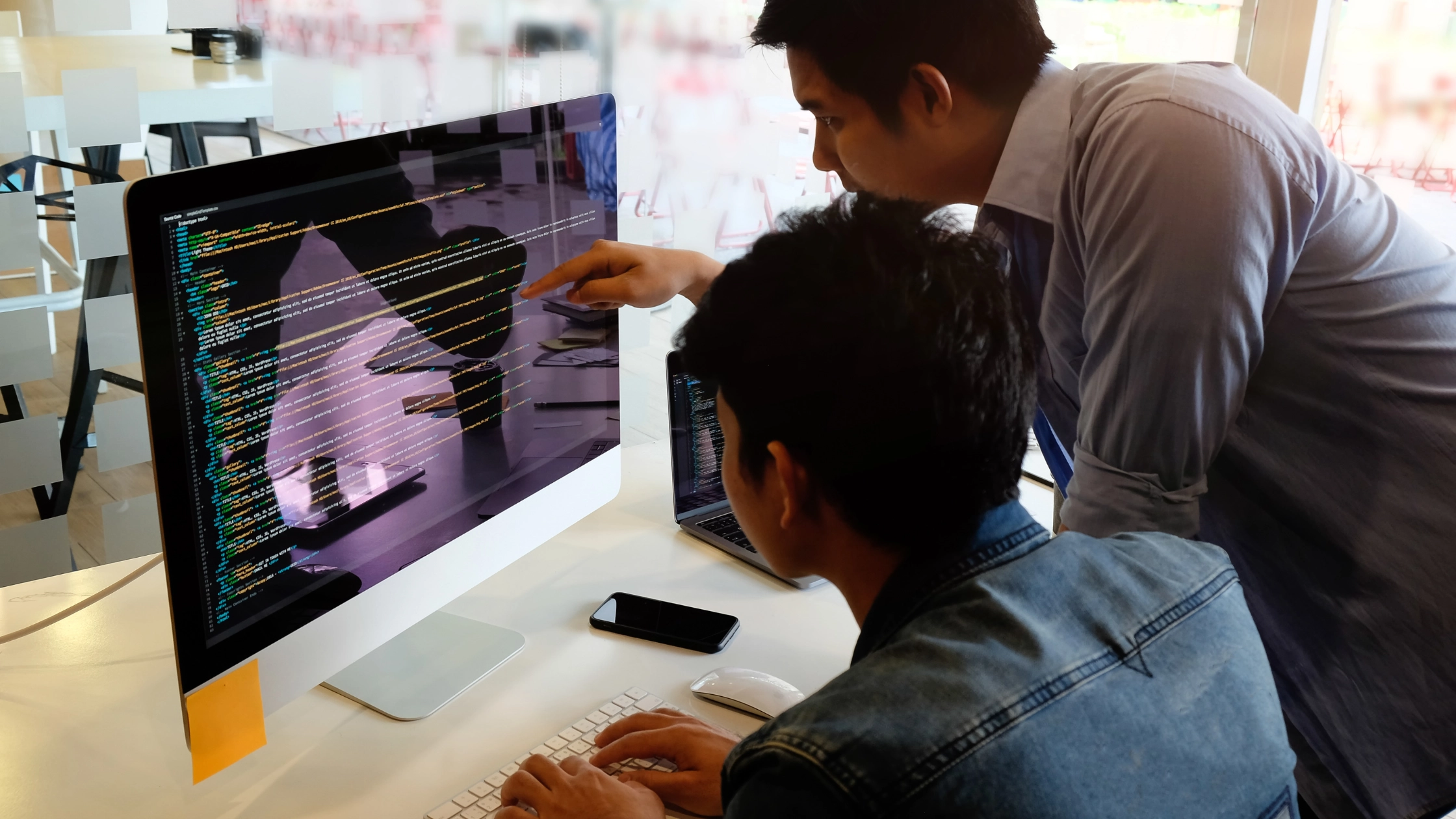 De la Obsolescencia a la Innovación: Sistemas Seguros y Confiables